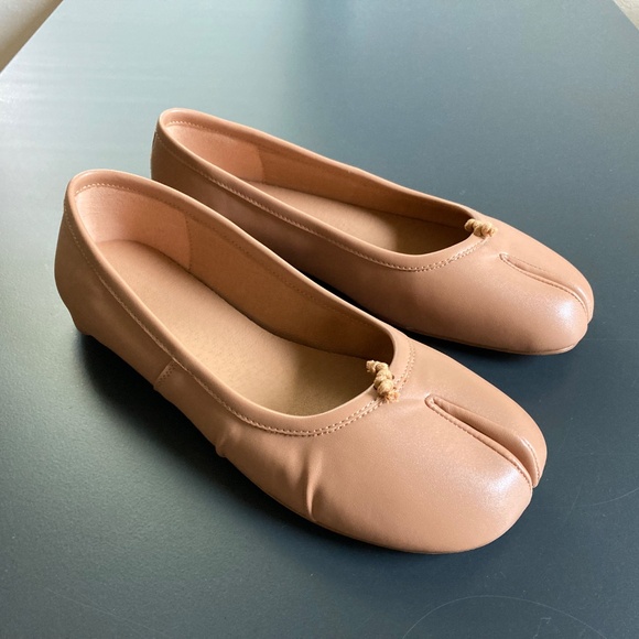 Tabi Split Toe Ballet Faux Leather Flat Shoes Apricot Tan Beige 39 38.5 8.5 9 - Picture 4 of 12